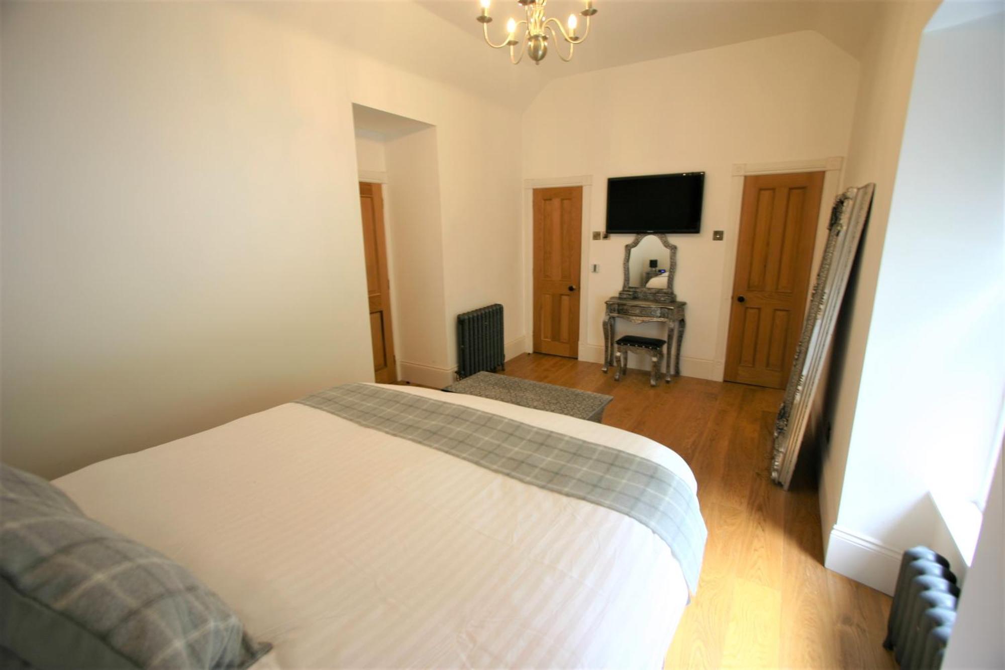 Historic Baronial Lodge With Parking, Aberdeen City Centre Екстериор снимка